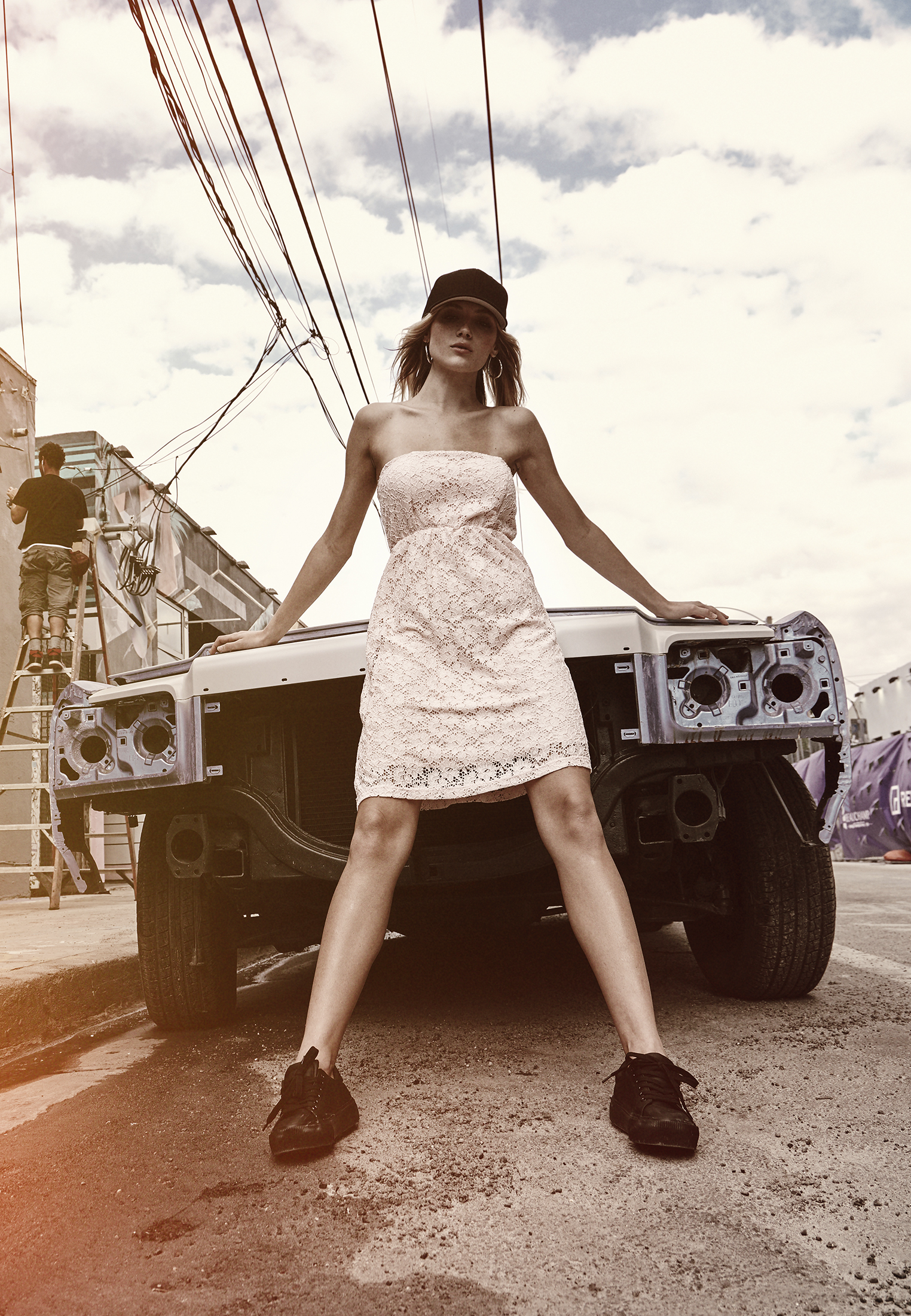 Urban Classics Dámské krajkové šaty URBAN CLASSICS (TB922) Bílá XS